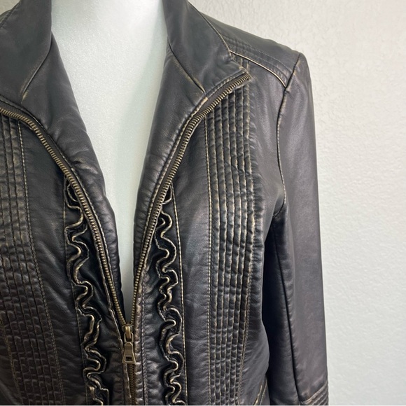 Big Chill Vintage Faux Black Leather With Bronze Distressed Jacket Size Medium - Picture 3 of 15